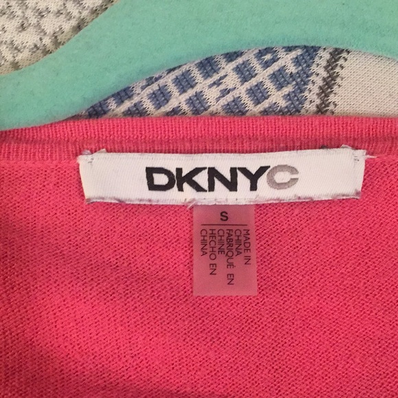 Hot pink ruffle front cardigan - Picture 4 of 4